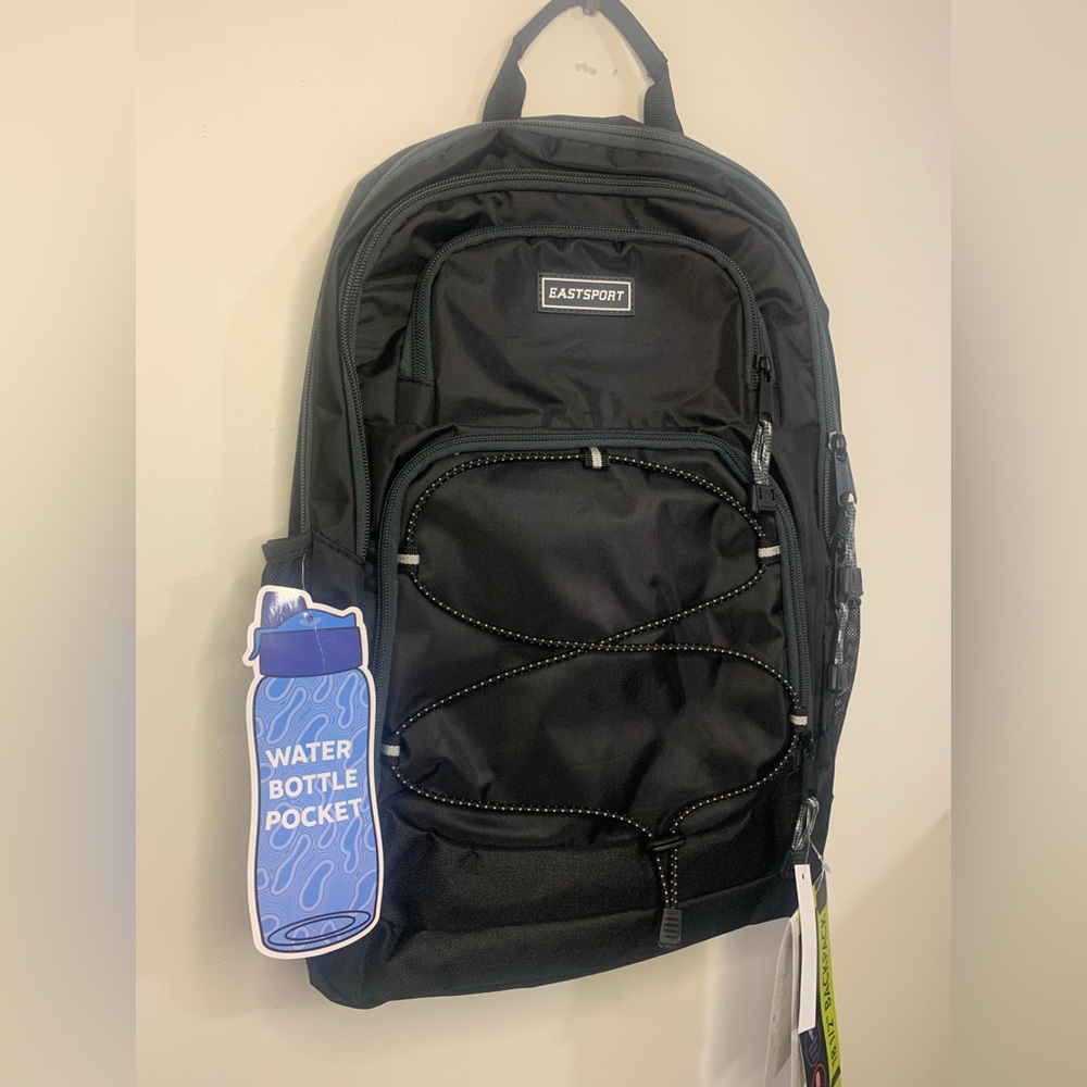 Eastsport Backpack - Picture 4 of 8